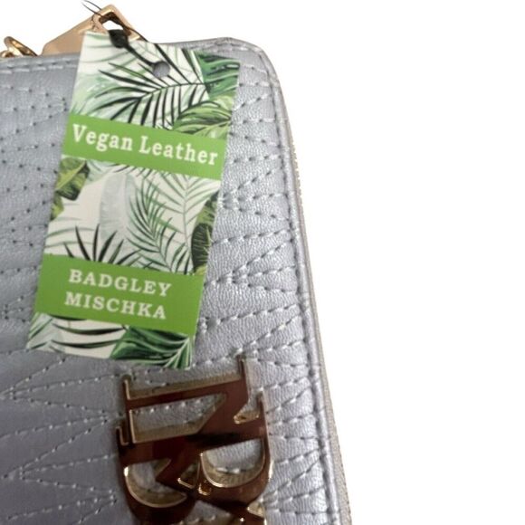 NWT Badgley Mischka Grey Blue Quilted Long Cardholder Wallet Vegan Leather - Picture 3 of 12